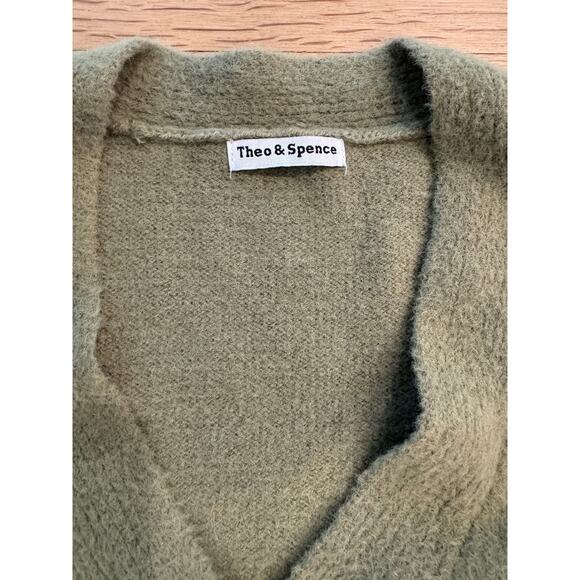 Theo & Spence Olive Green Knit Button Long Sleeve Cropped Cardigan Sweater Top S - Picture 2 of 5